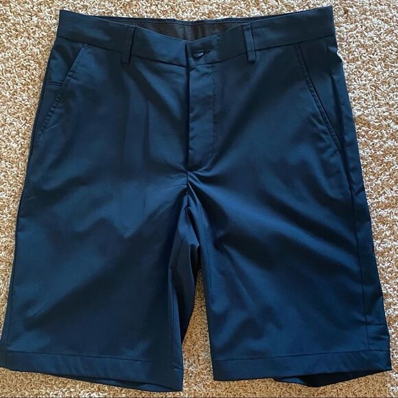Greg Norman Flat Front Golf Shorts - Picture 1 of 11
